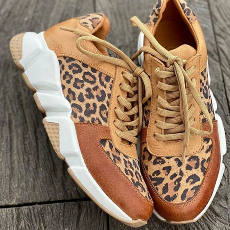 Modevia WildSchritt Damen Freizeitsneaker mit Tiermuster und Schnürung