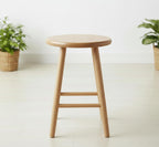 Hocker mit Runder Sitzplatte und Drei Rundbeinen