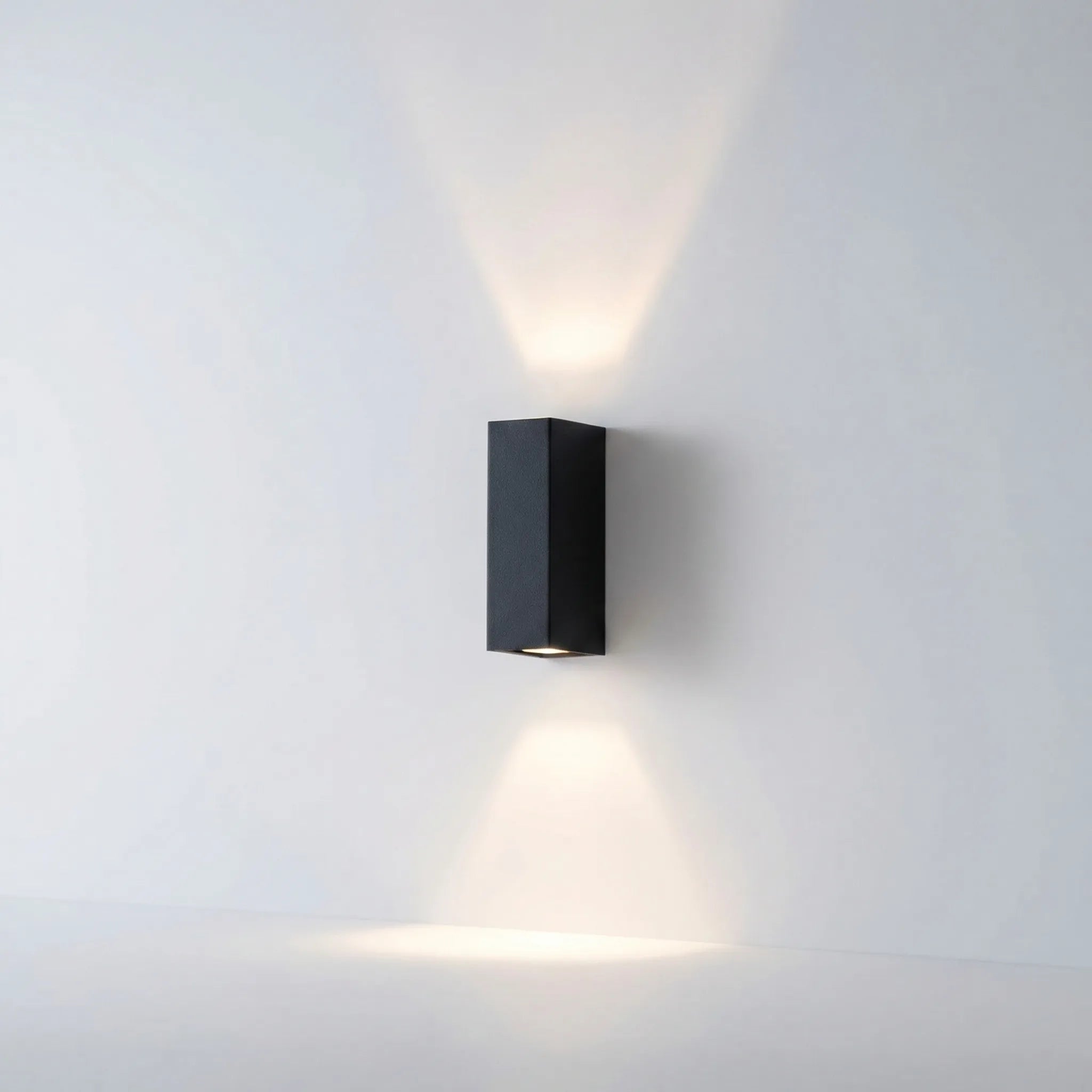 LichtSäule LED-Außenwandleuchte IP65 für Fassade und Terrasse