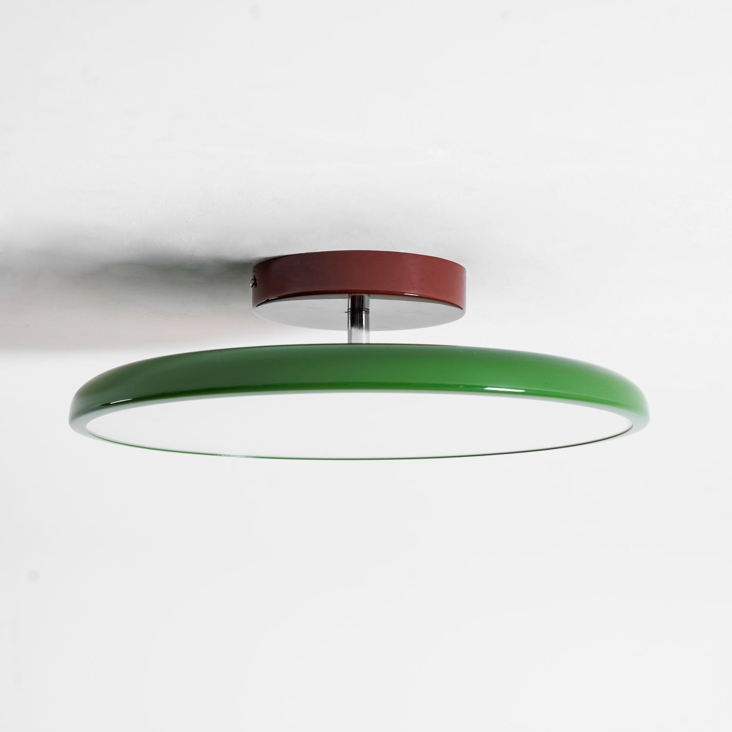 Verstellbare LED Deckenleuchte mit Schwenkbarem Spotdesign