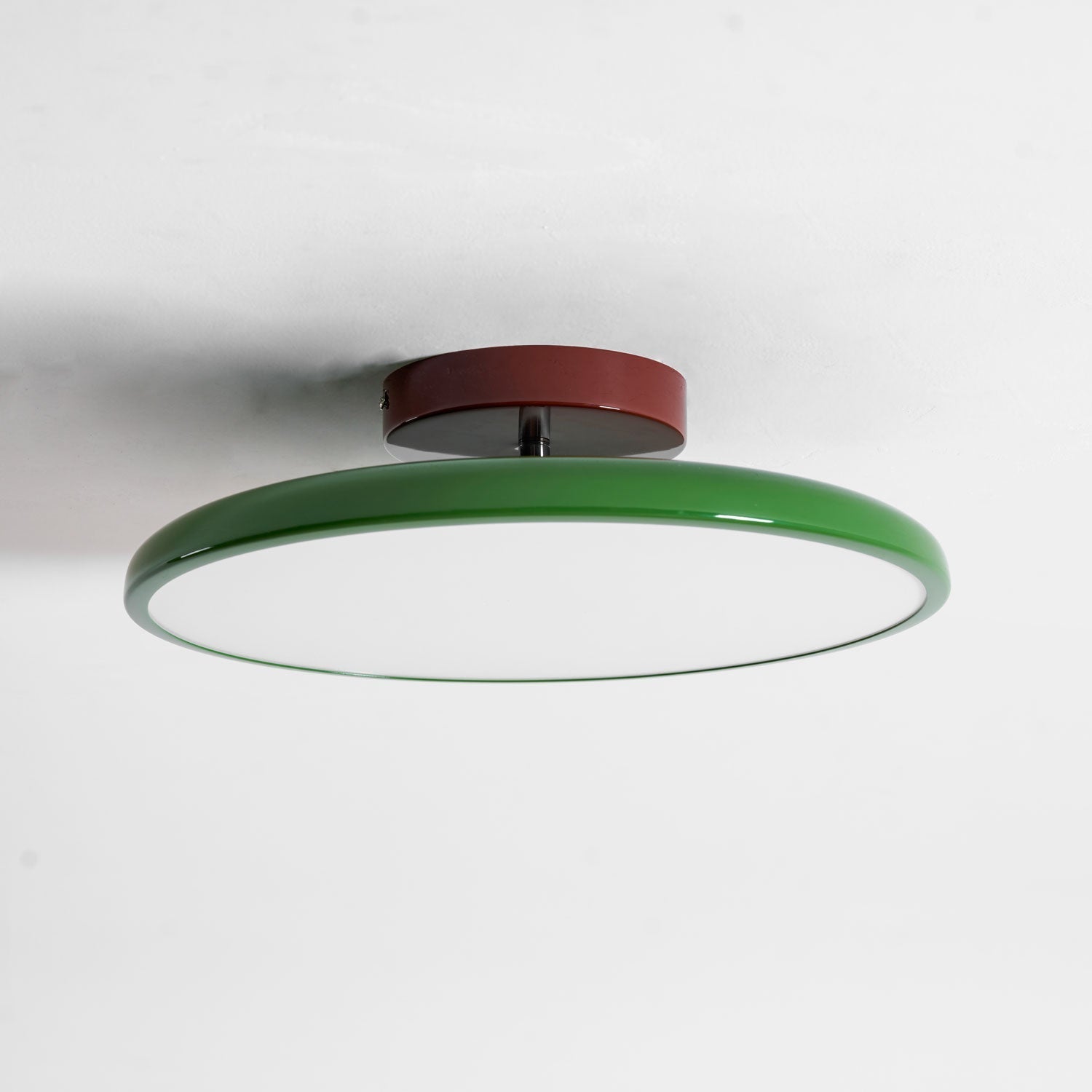 Verstellbare LED Deckenleuchte mit Schwenkbarem Spotdesign