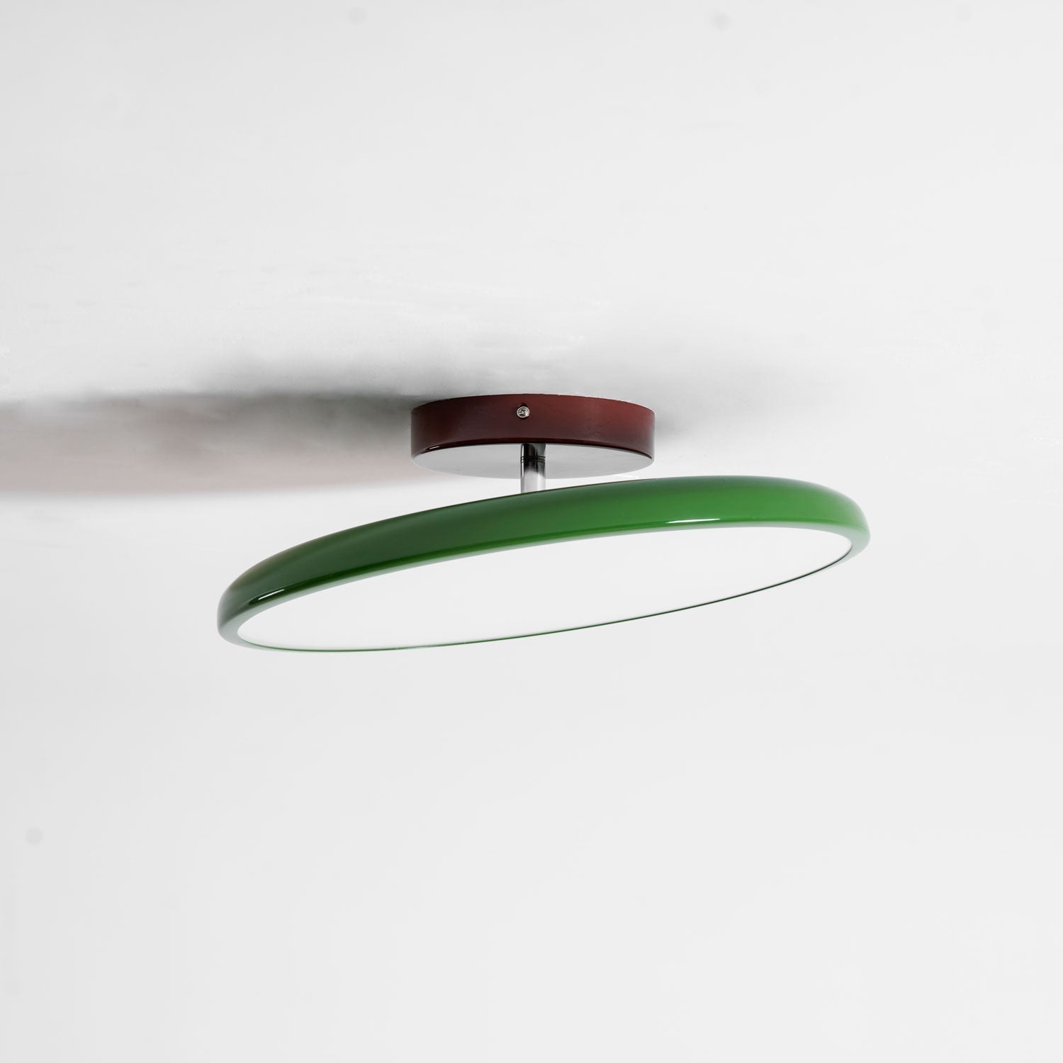 Verstellbare LED Deckenleuchte mit Schwenkbarem Spotdesign