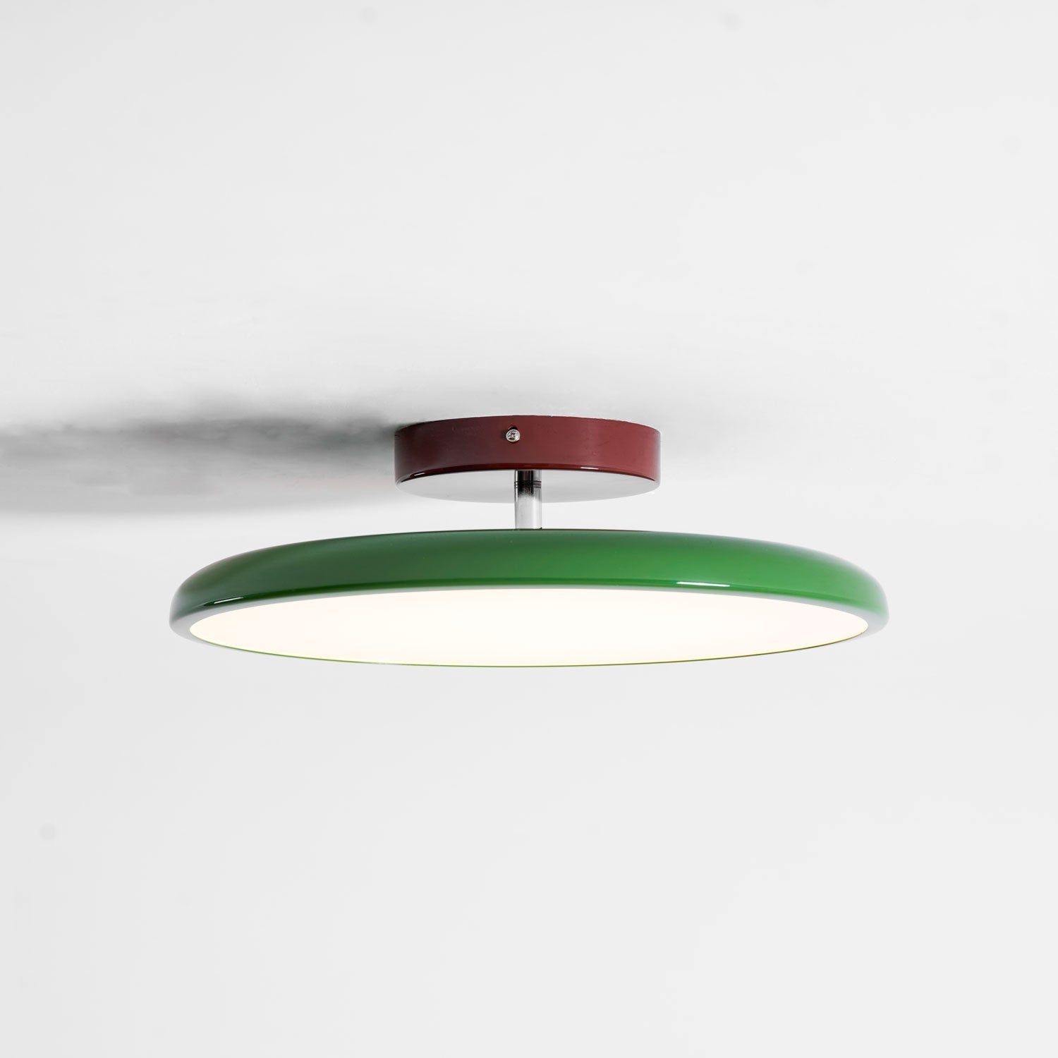 Verstellbare LED Deckenleuchte mit Schwenkbarem Spotdesign