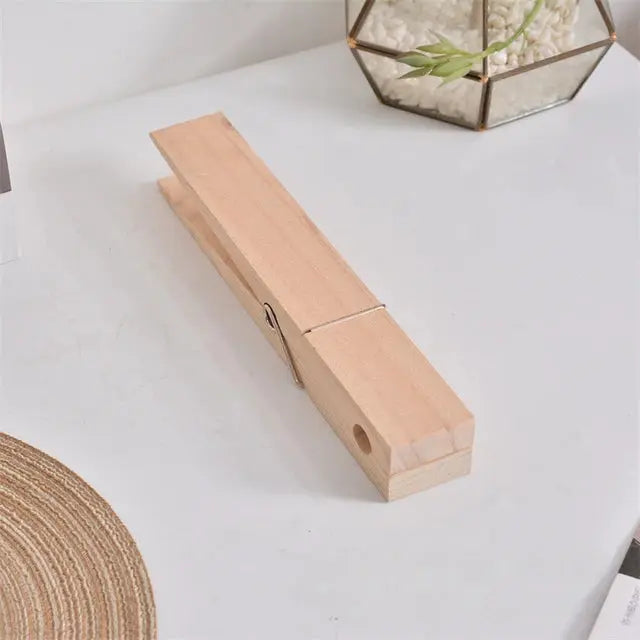 ClipWood Handtuchhalter aus Holz im Wäscheklammer-Design