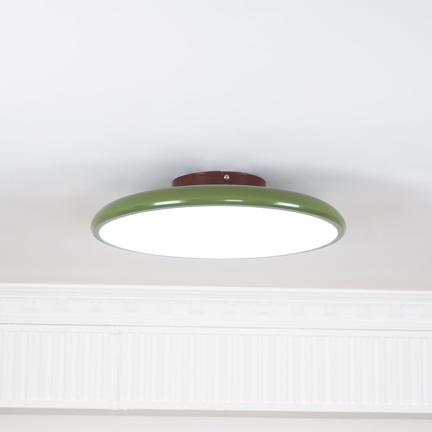 Verstellbare LED Deckenleuchte mit Schwenkbarem Spotdesign