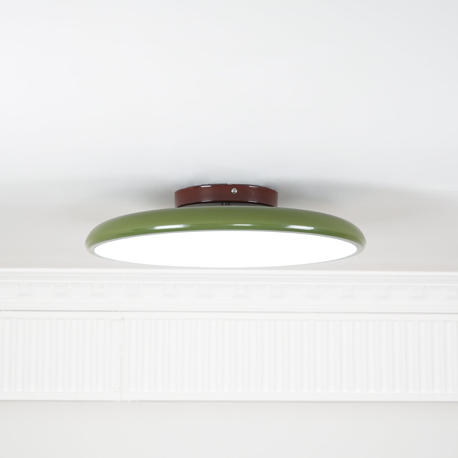 Verstellbare LED Deckenleuchte mit Schwenkbarem Spotdesign