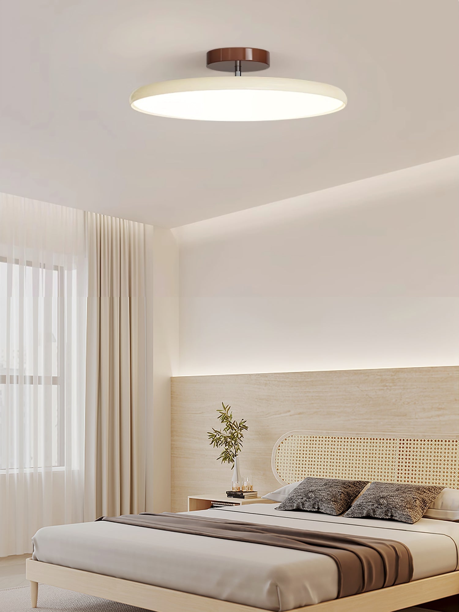 Verstellbare LED Deckenleuchte mit Schwenkbarem Spotdesign