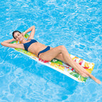 SommerNest Aufblasbare Relaxliege mit Tropenmuster für Pool & Strand