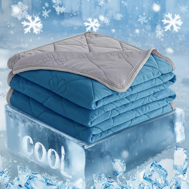 CoolDream Kühlende Sommer-Steppdecke