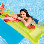 SommerNest Aufblasbare Relaxliege mit Tropenmuster für Pool & Strand