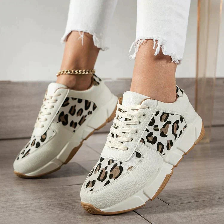 Modevia WildSchritt Damen Freizeitsneaker mit Tiermuster und Schnürung