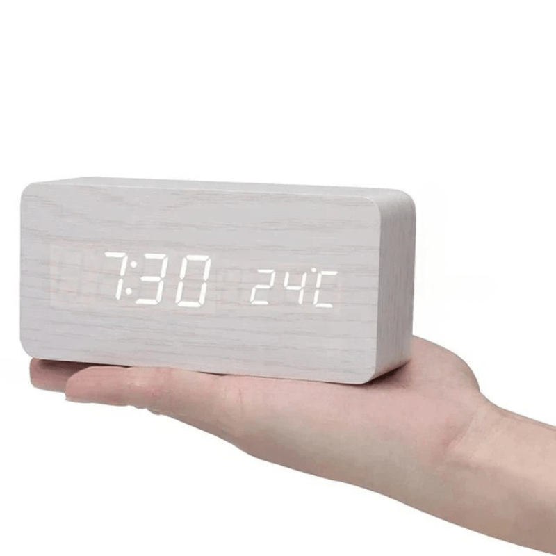 LED-vækkeur med temperaturvisning og 3 alarmtider
