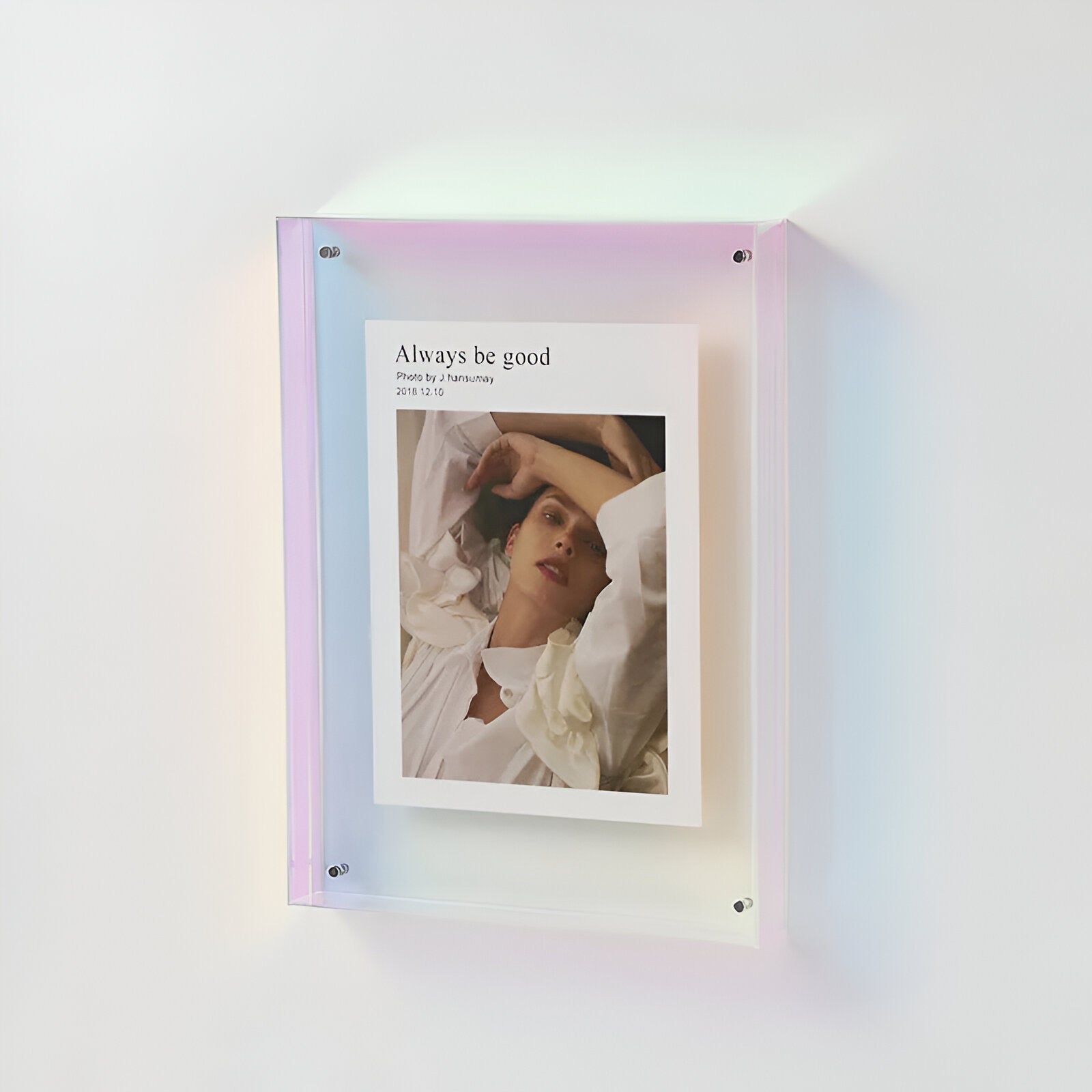 ClearFrame Acryl Bilderrahmen mit Transparentem Modernem Design
