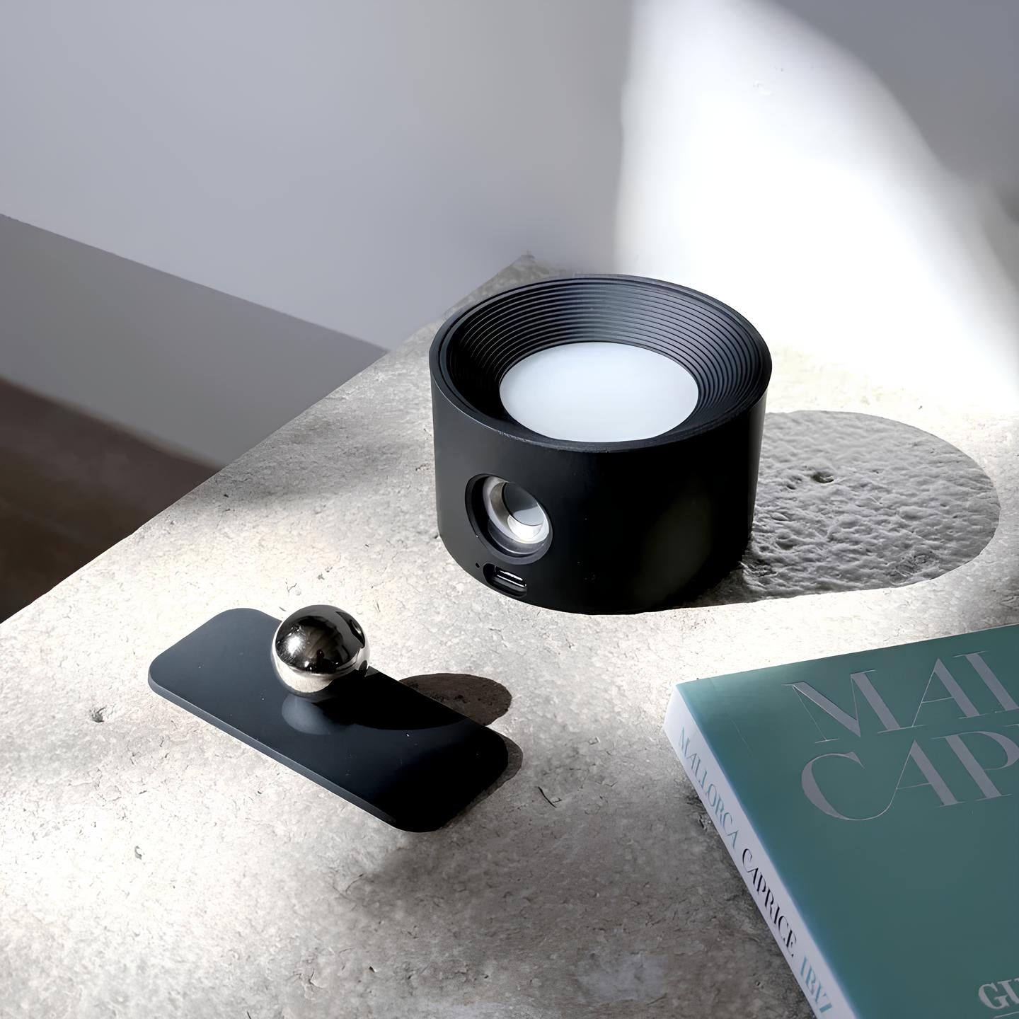LED væglampe trådløs med drejelig lampehoved og USB-opladning