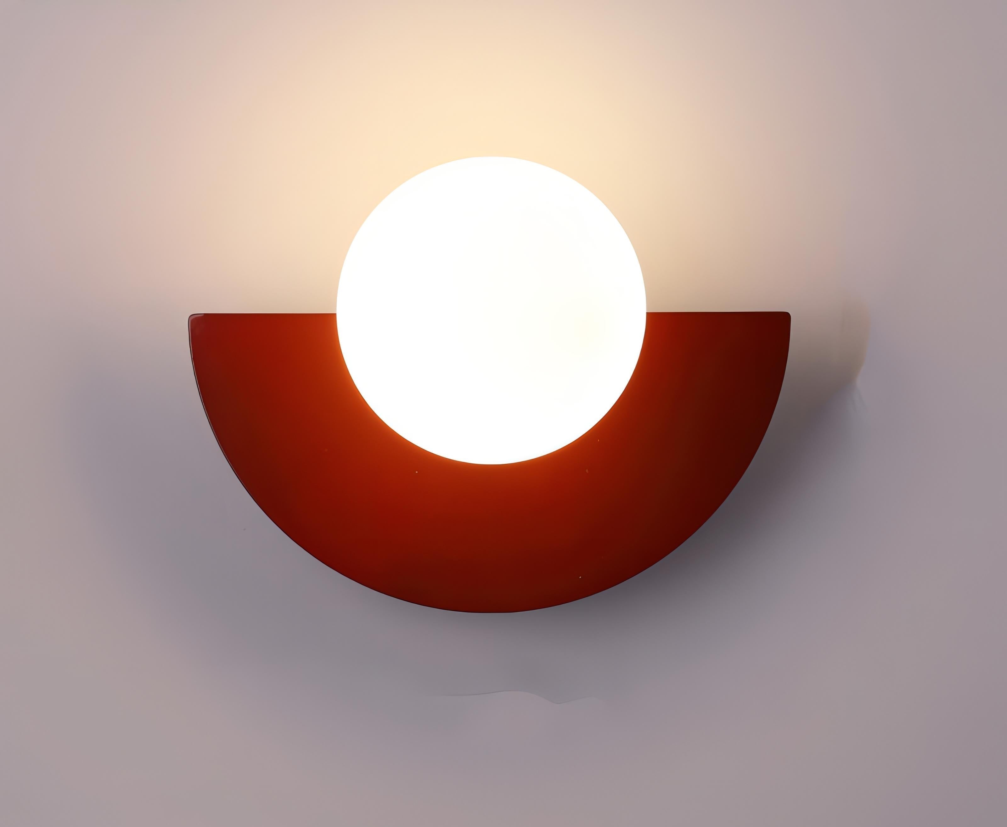 Nordexa Halbrunde Wandleuchte aus Metall mit LED Licht