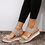 Soleria SommerSchritt Damen Plateau Espadrille Sandalen mit Kreuzriemen